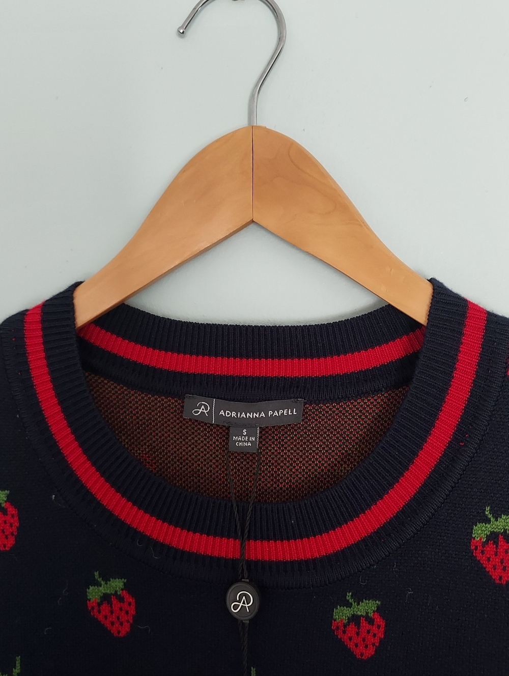 Adrianna Papell Strawberry Motif Short Sleeve Sweater Size Small NEW NWT Retro - Picture 5 of 12